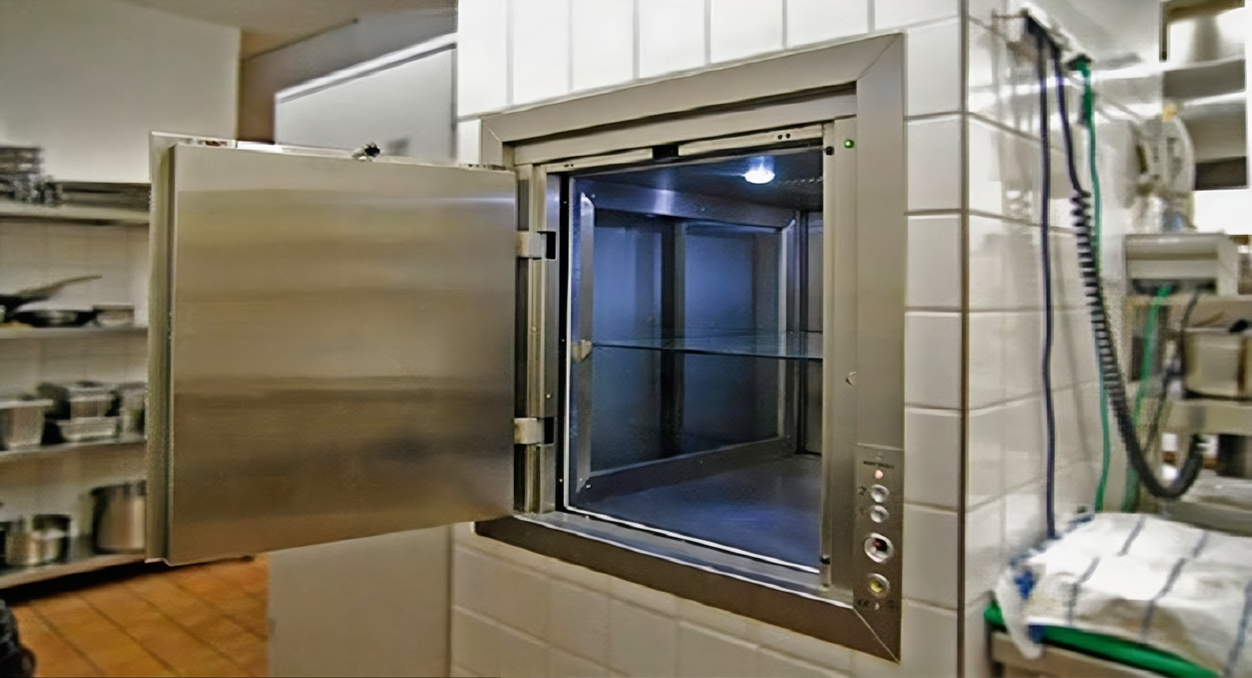 Special elevators for jewelers